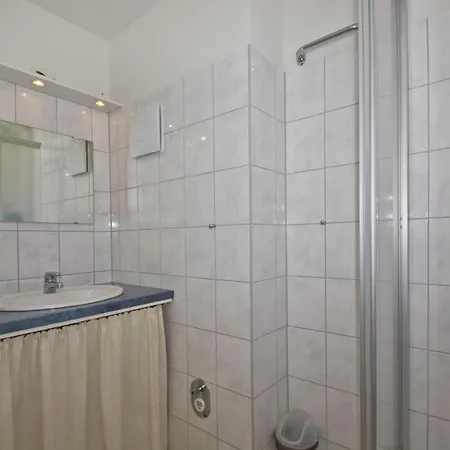 Hafenhaeuser Breege Ferienwohnung 13 بريجا